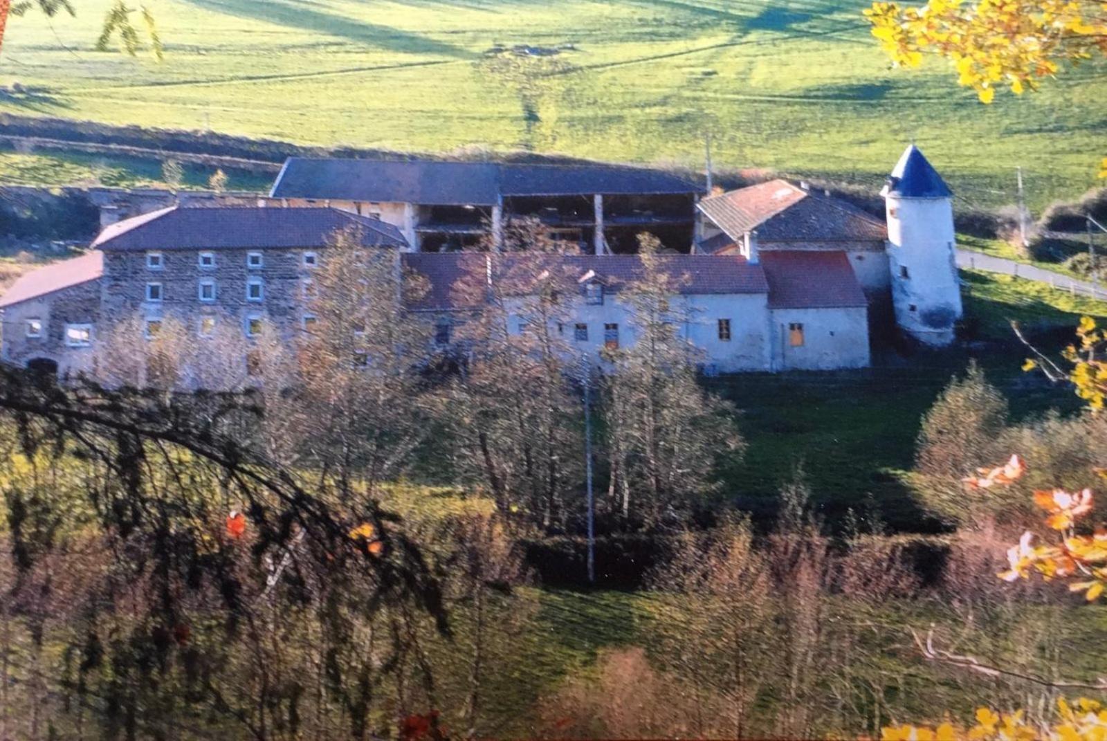 Dormez Dans La Chambre Du Meunier ! Germolles-sur-Grosne Екстер'єр фото
